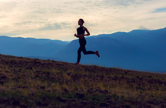 Davy Horizons Bruchure image of a person running up that hill