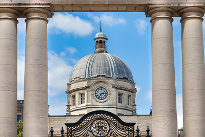 Fixed income global expertise - image of Leinster House in Dublin Ireland